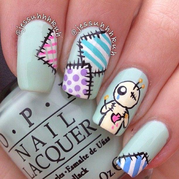 diseño de uñas largas azules