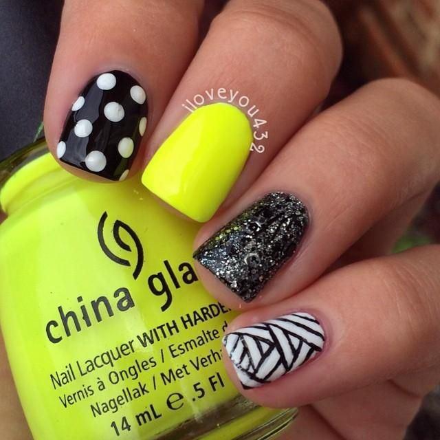 uñas pintadas color neon con negro