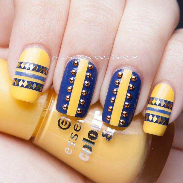 uñas con accesorios