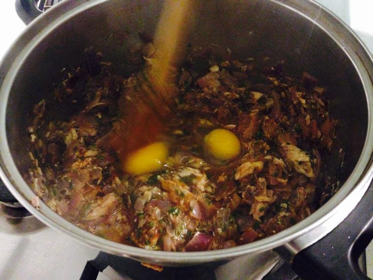 jurel y huevos