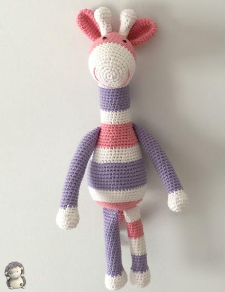 Jirafa amigurumi rayas