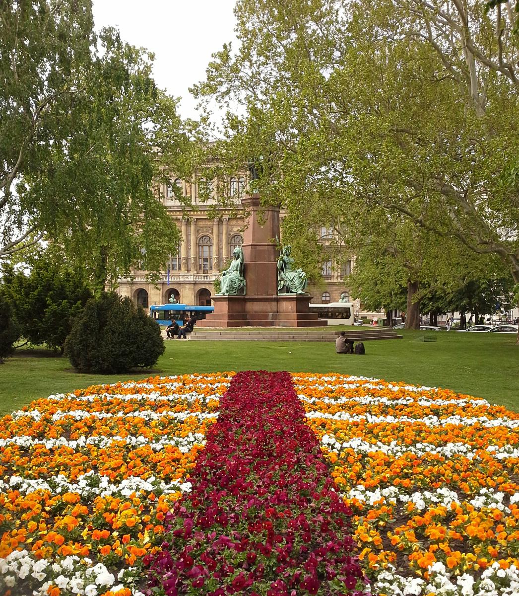 Plaza Széchenyi