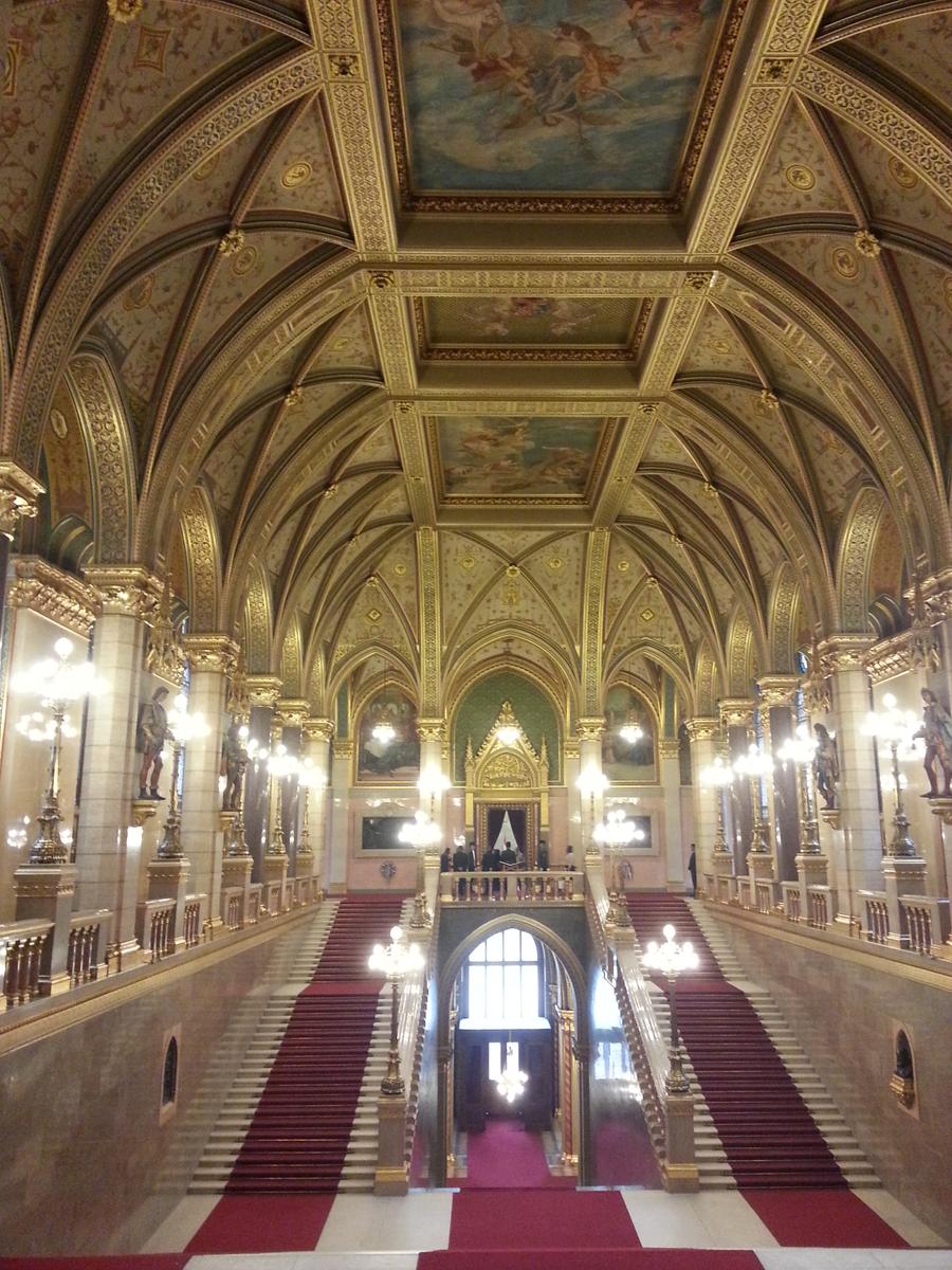 Escalera principal
