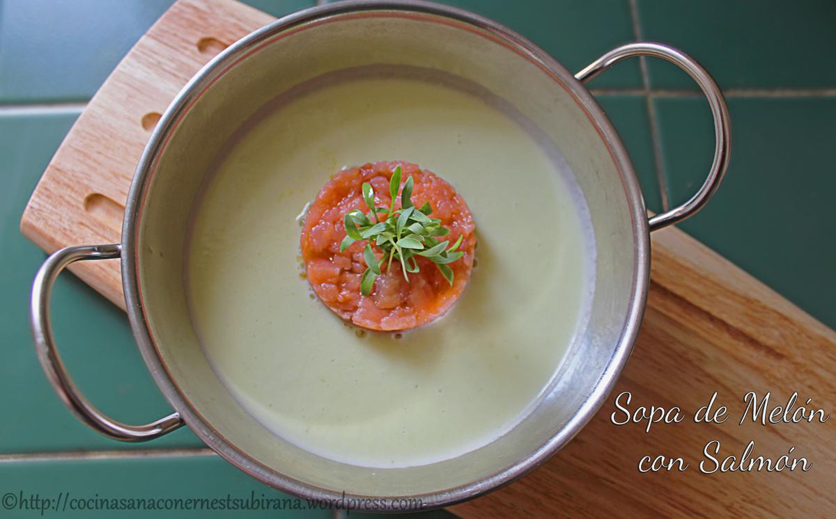 sopa de melón con salmon