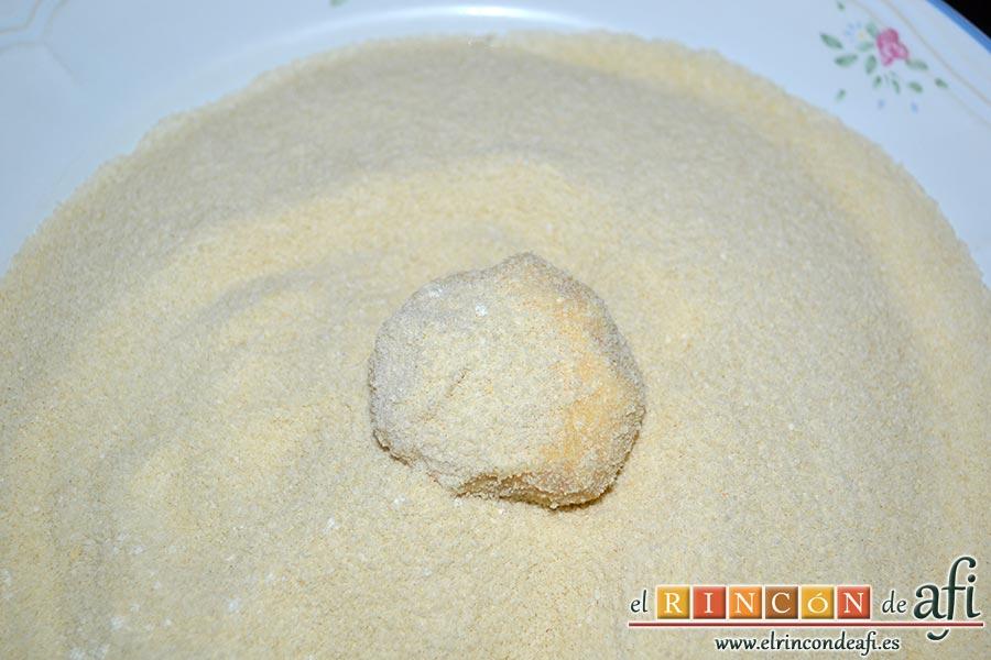 Nuggets de pollo, los pasamos por pan rallado