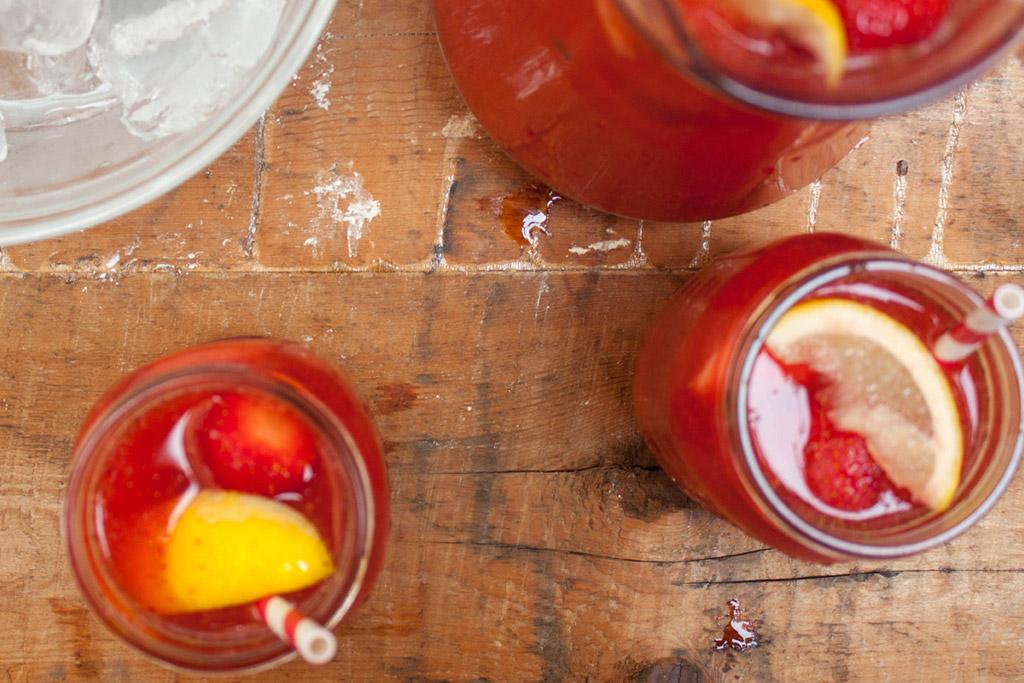 Como hacer limonada de fresas