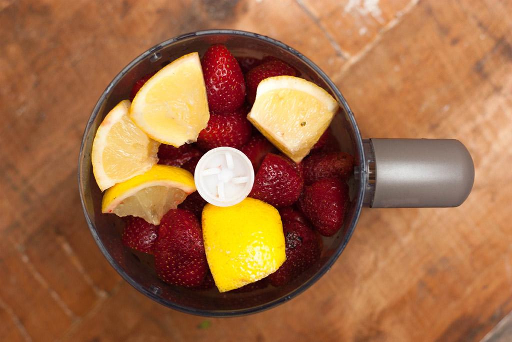 Limones y fresas