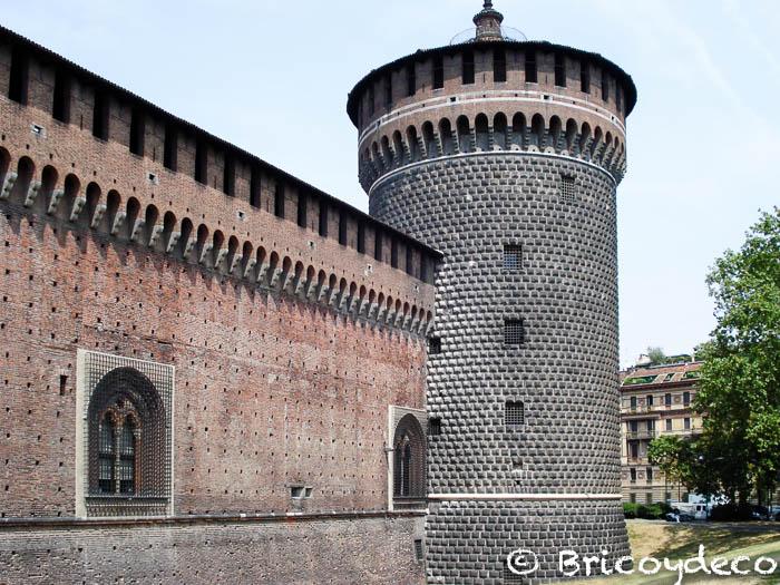 milan-castello-sforzesco