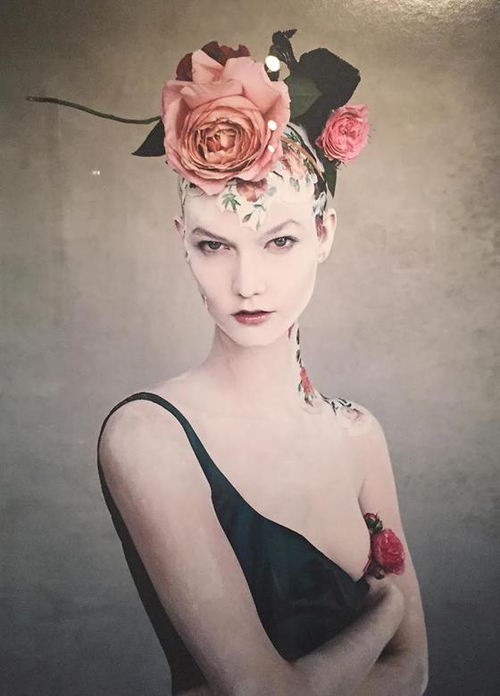 VOGUE like a painting