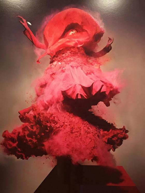 VOGUE like a painting