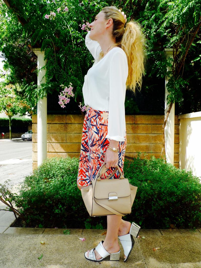 livelove-polly paula casielles white blouse with color skirt 3