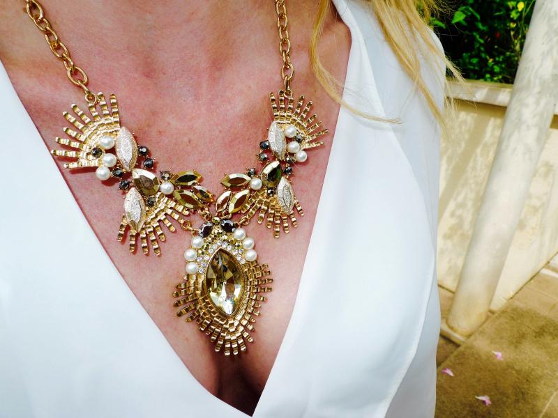 livelove-polly paula casielles white blouse with color skirt