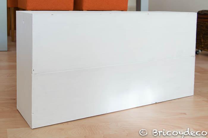 casa-de-muñecas-hecha-con-una-caja-de-madera-reciclada