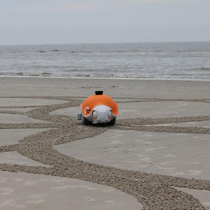 robot-arte-playa-02