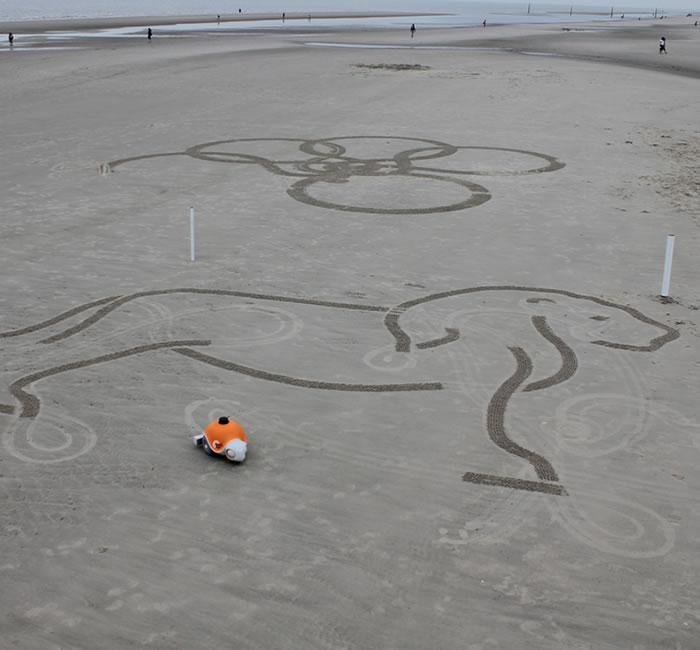 robot-arte-playa-06