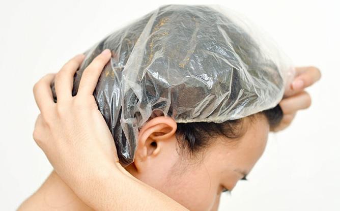 colocar gorro plastico