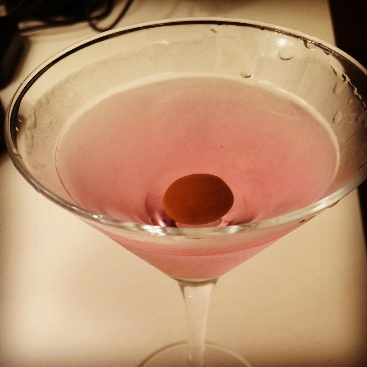 Dry Martini con Ginebra 5th de frutos rojos