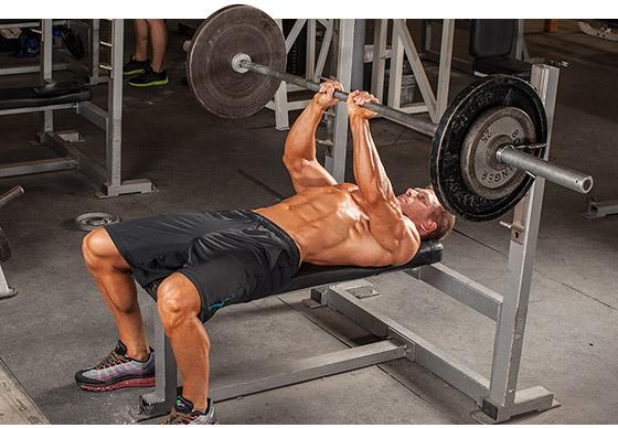 press con barra-agarre cerrado