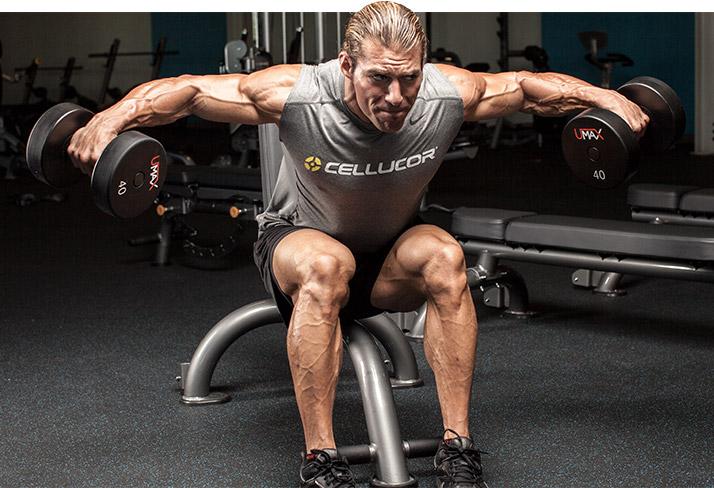 entrenando hombros