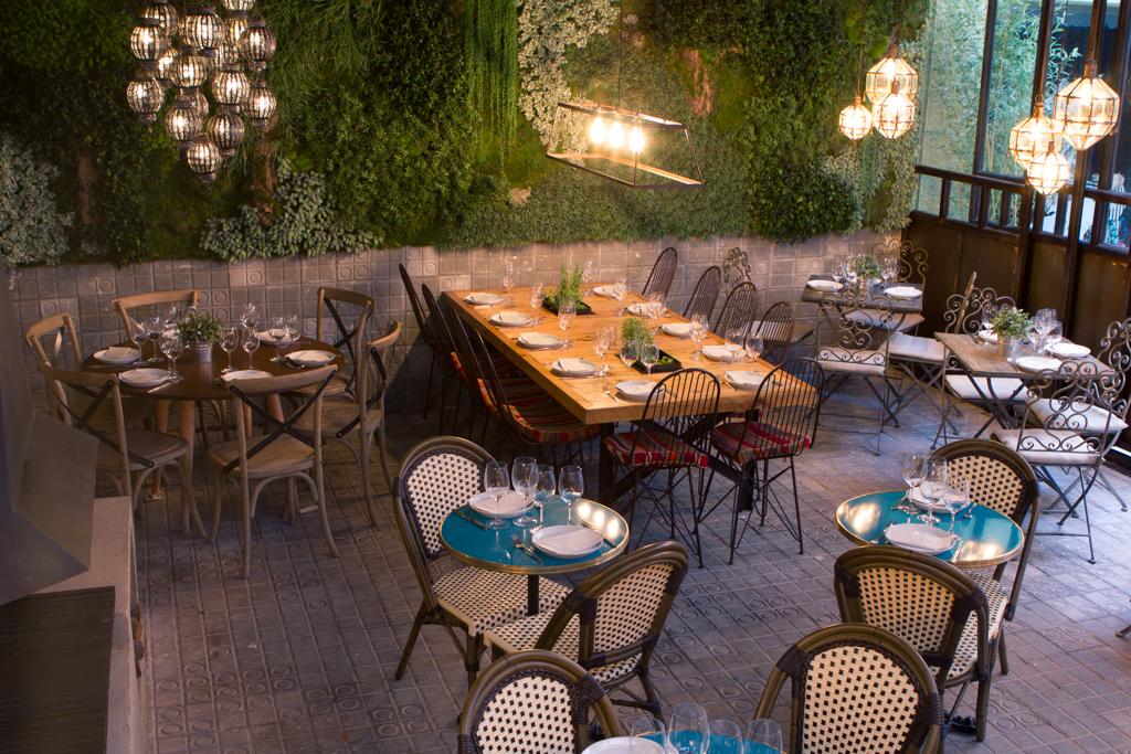 glamcornershowroom.blogspot.com