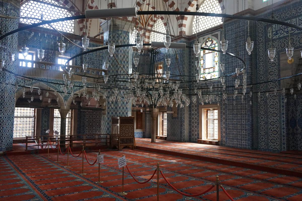 Mezquita-de-Rüstem Pasha2