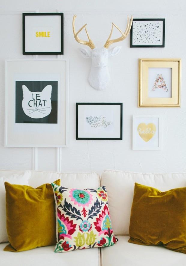 Gold rendeer