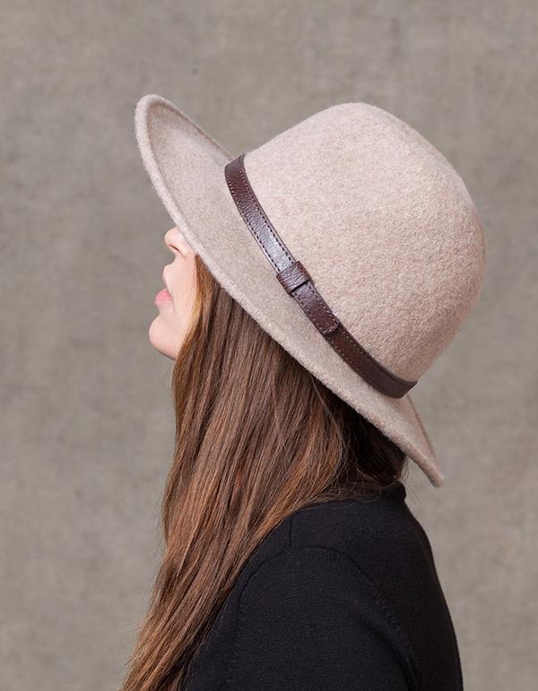 HAT-1
