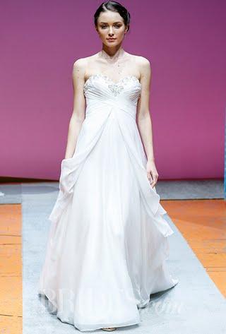 alfred-angelo-wedding-dresses-fall-2016-020