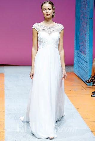 alfred-angelo-wedding-dresses-fall-2016-019