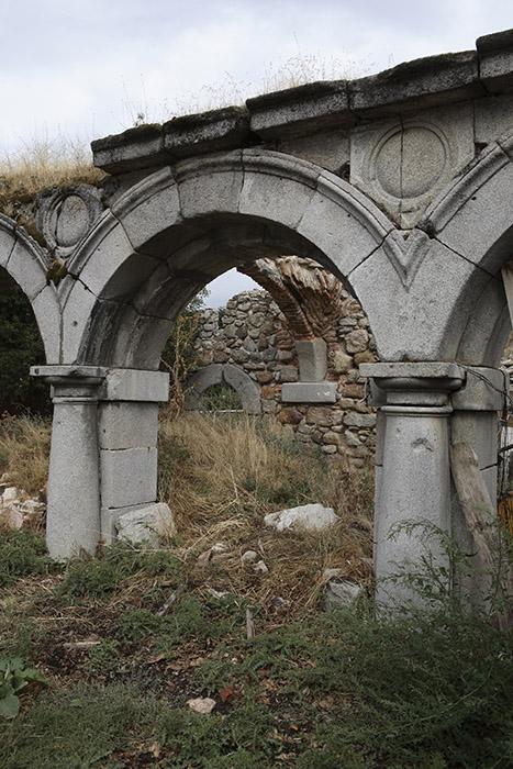 Ruinas del Palacio Real de Valsaín. Sendero de los Reales Sitios-Las Pesquerías Reales. La Granja-Valsaín. Segovia. España © Javier Prieto Gallego;