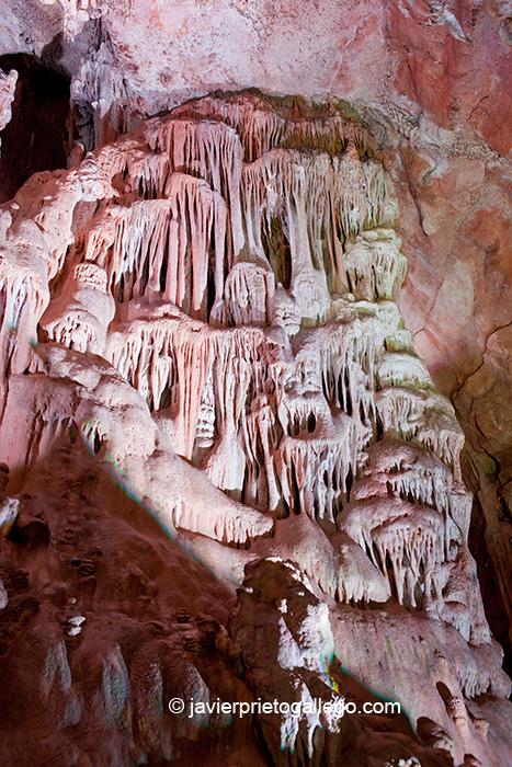 Cueva de los Franceses. Páramo de la Lora. Palencia. Castilla y León. España. © Javier Prieto Gallego