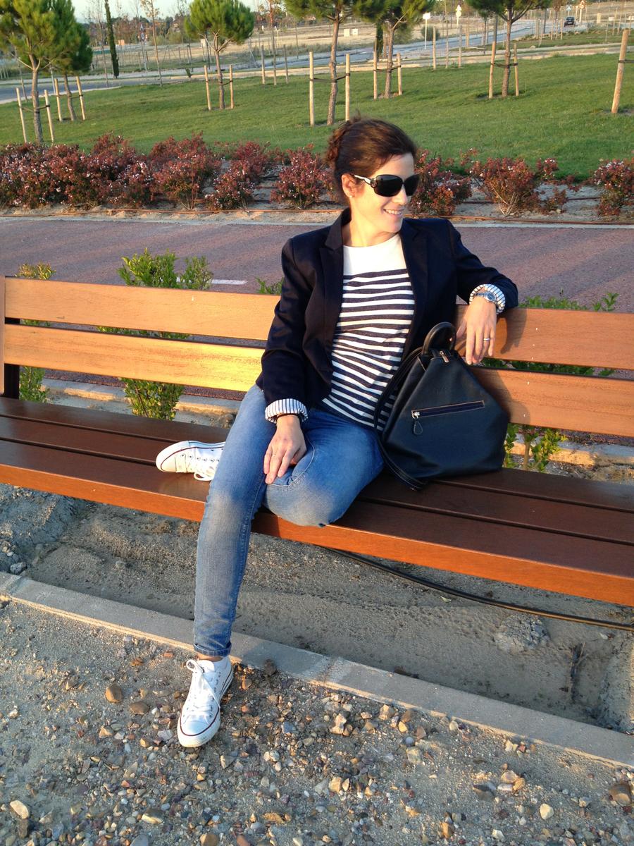 NAVY Y BLAZER www.decharcoencharco.com