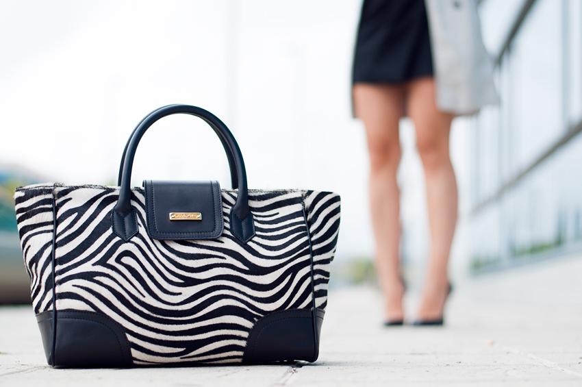 bolso-estampado-de-cebra