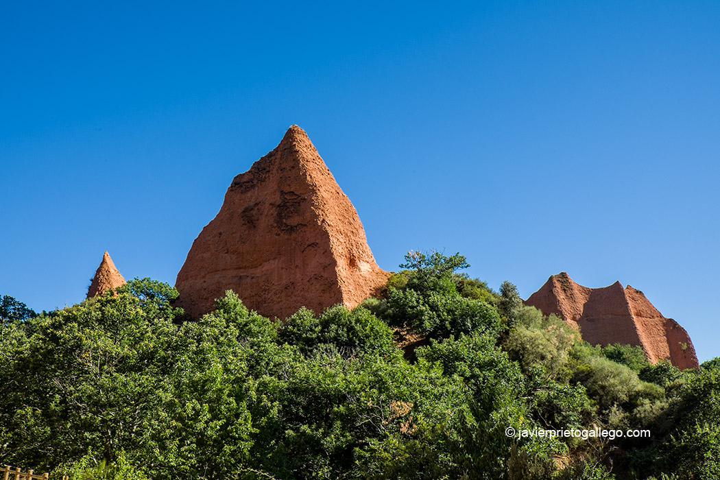 Restos de la explotación minera romana de Las Médulas. Sendero de las Valiñas. Monumento Natural Las Médulas. El Bierzo. León. Castilla y León. España. © Javier Prieto Gallego;