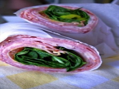 espinicas con salame