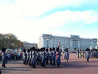 Nueva Guardia en el Palacio de Buckingham