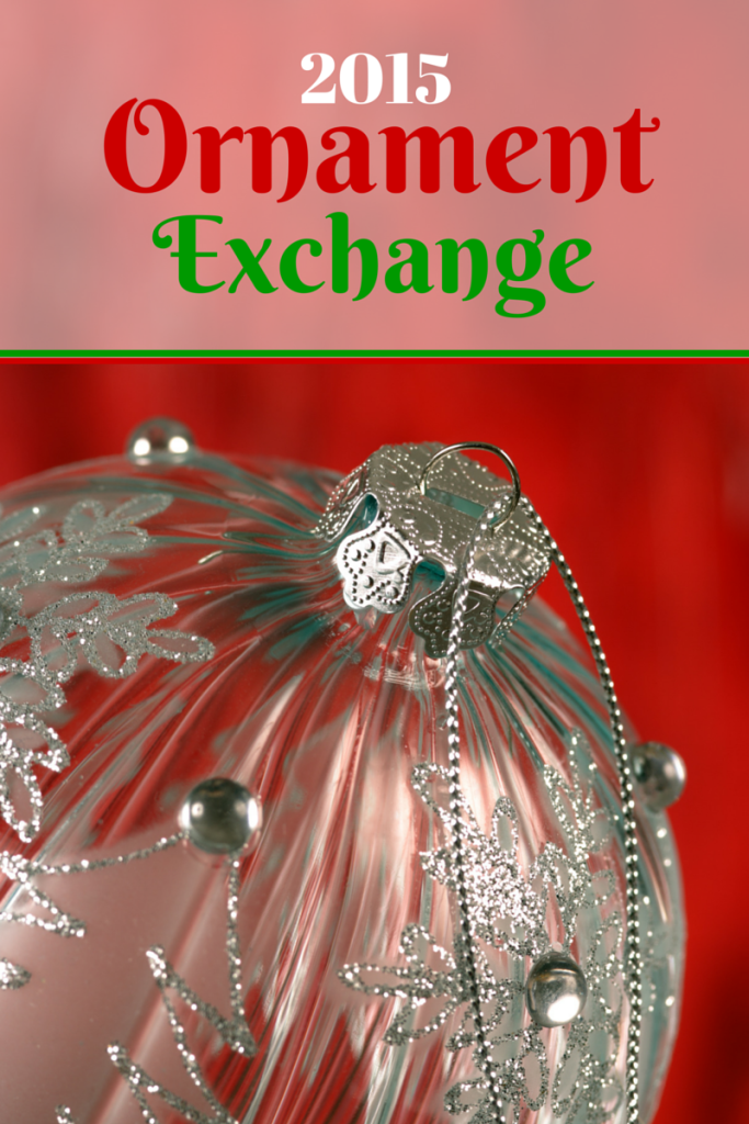 2015 Ornament Exchange - Nordic Ball Ornament | Via www.sweethings.net