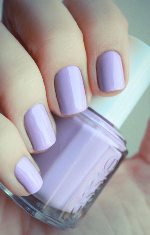 uñas violeta pastel
