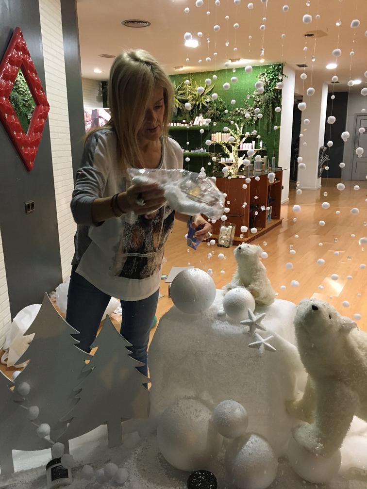 escaparate winter peluqueria 13