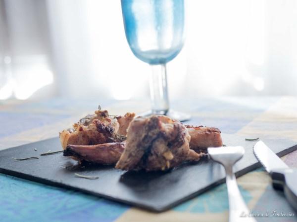 conejo a la mostaza de Dijon