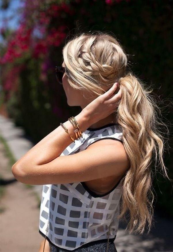 cola de caballo con trenzas