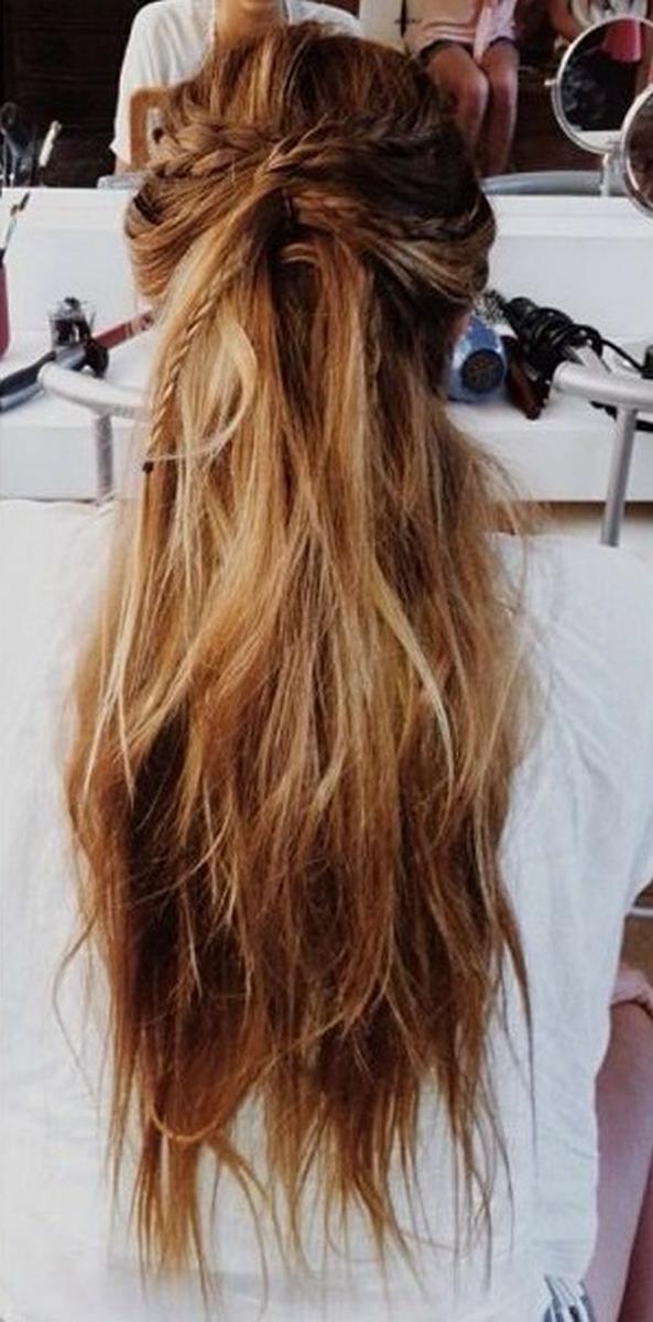 cabello trenzado y suelto con extensiones