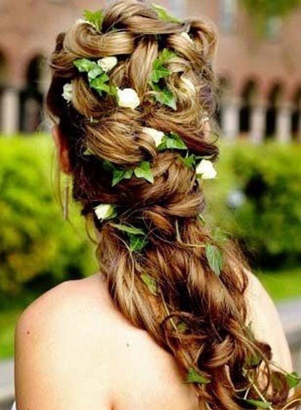 cabello trenzado con accesorios
