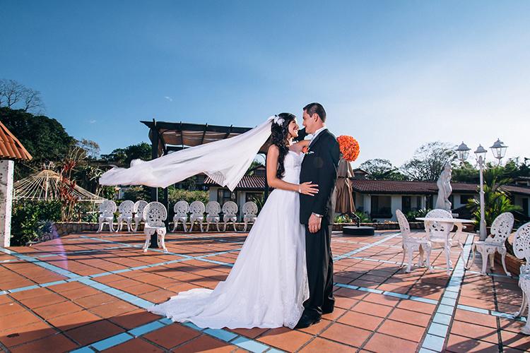 Adrian Coto Fotografia www.proyectobodacr.com