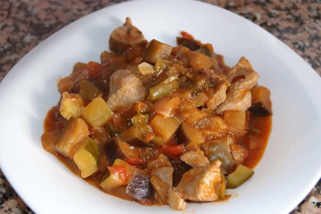 Pisto con carne para el tupper