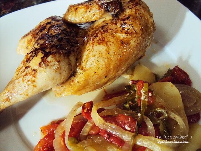 POLLO TOMATERO AL HORNO CON GUARNICIÓN para el tupper