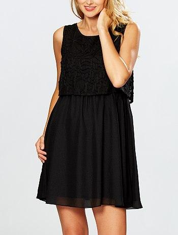 Vestidos negros con encaje