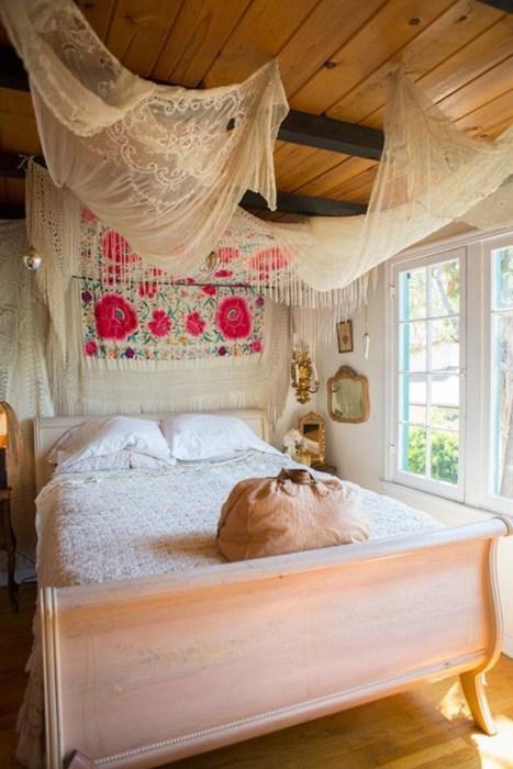 Los 25 dormitorios de estilo boho chic más bellos de Pinterest 13