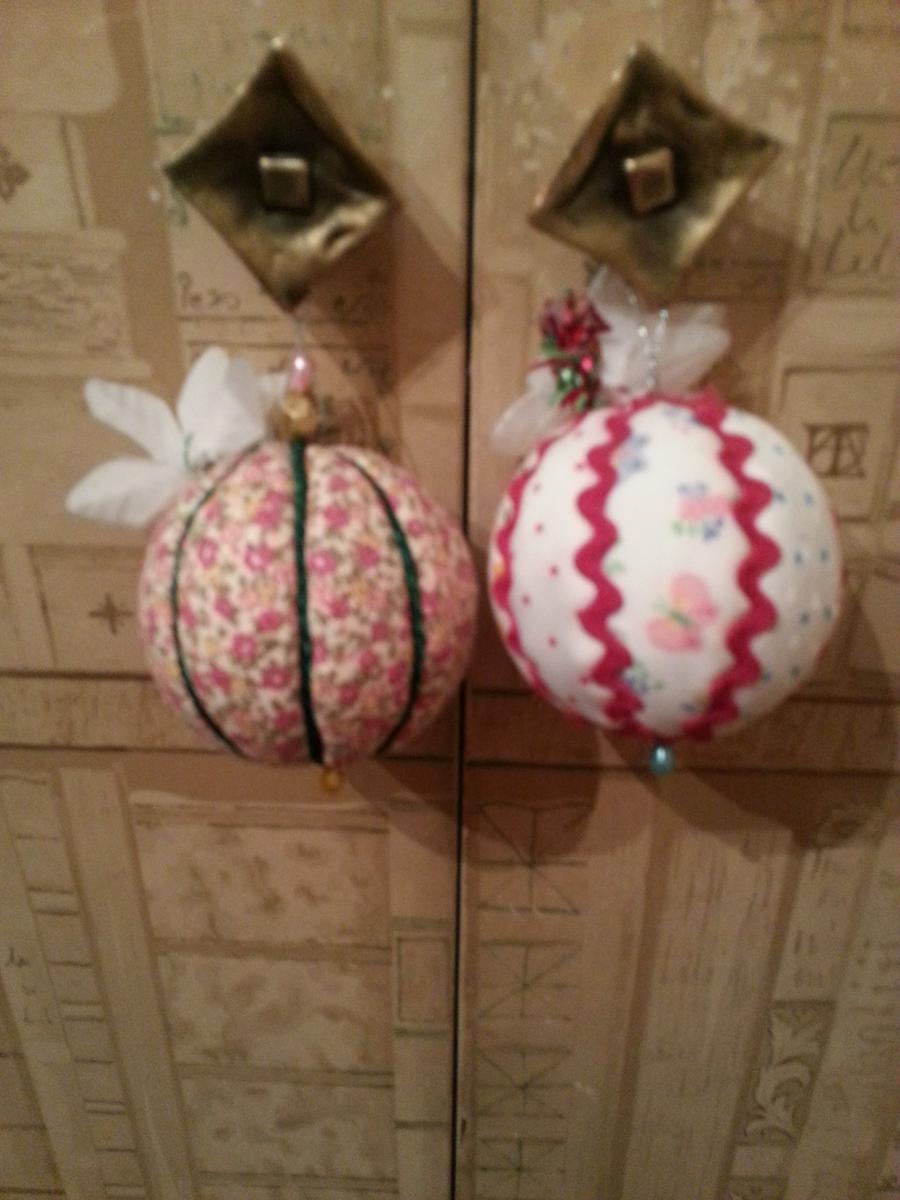 Bolas de navidad forradas de tela