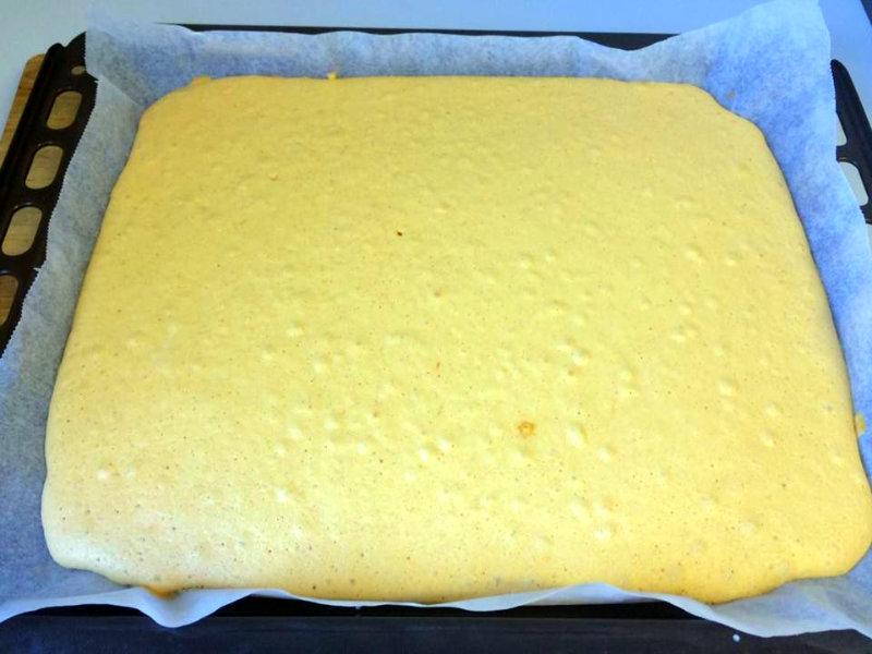 Bizcocho base de brazo gitano horneado